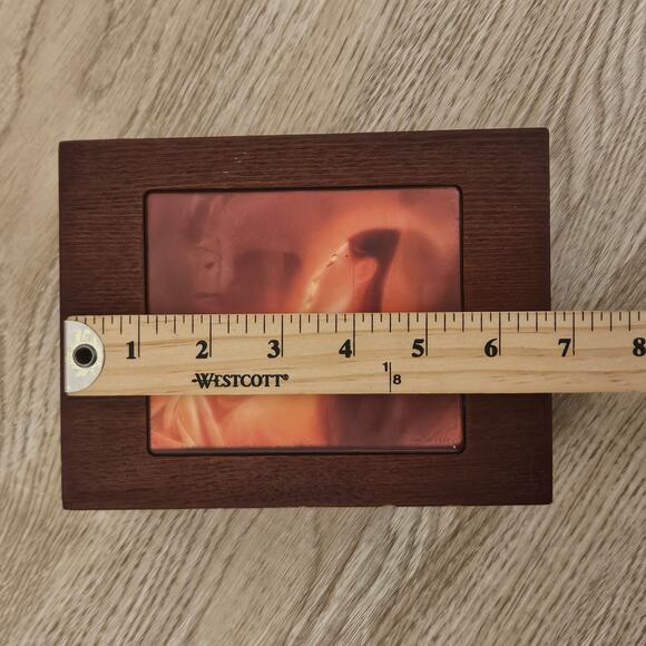 HALLMARK Brown Wooden Prayer Jewelry Box Mother & Child on Top signed M. Kesler - Picture 6 of 9